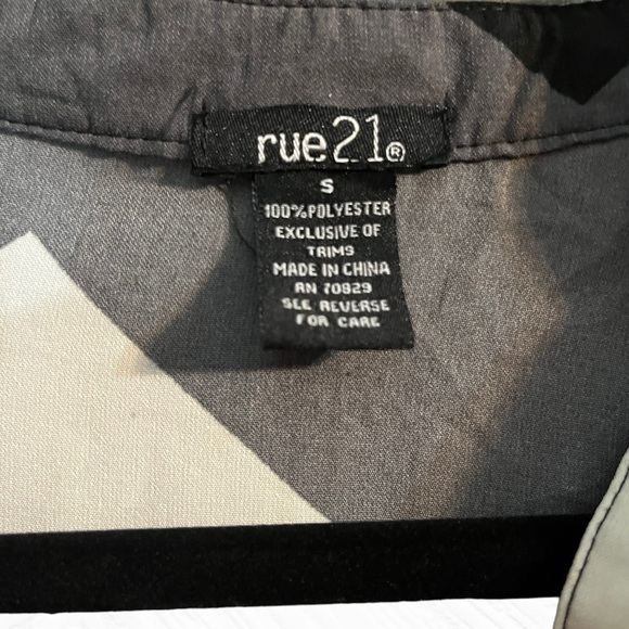 Rue 21 warm colors mini dress! - Picture 3 of 3